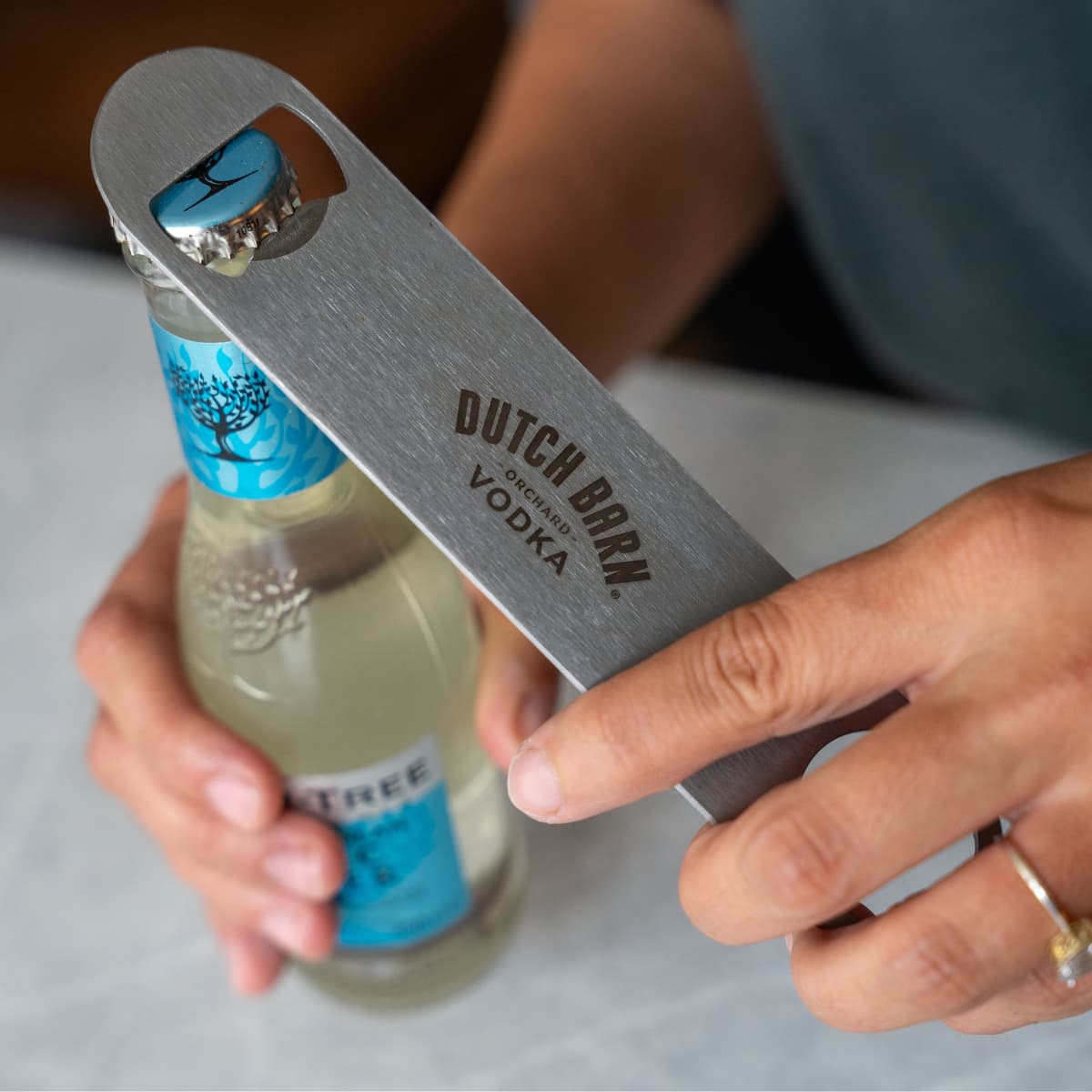 Dutch Barn Vodka Bar Blade